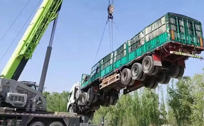 杭锦后旗道路脱困救援案例