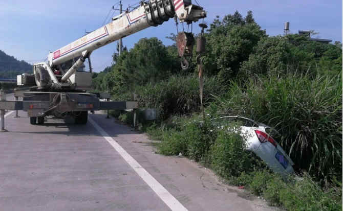 杭锦后旗重载吊车救援 杭锦后旗重载吊车救援